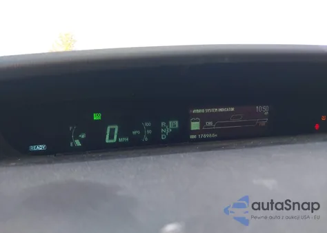 2011 Toyota Prius Three z USA, uszkodzony, nr VIN JTDKN3DU5B1461281